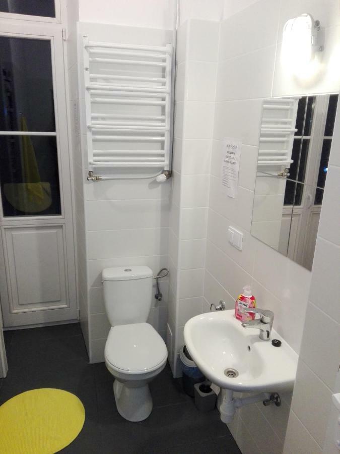 Lulu Hostel Люблін Екстер'єр фото