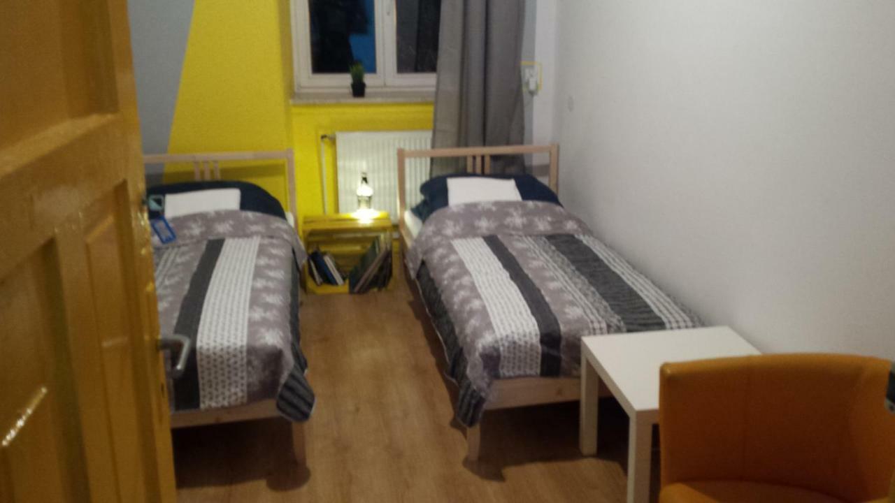 Lulu Hostel Люблін Екстер'єр фото